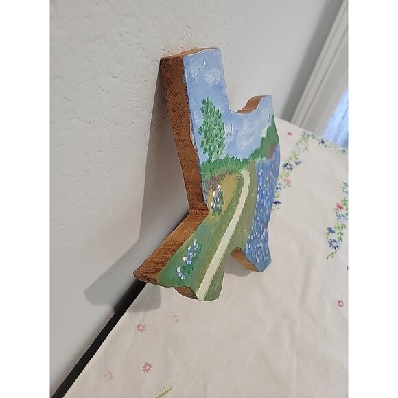 Texas Vtg Handpainted Spring In Texas Bluebonnets Wood Wall Decor unsigned - Picture 5 of 7